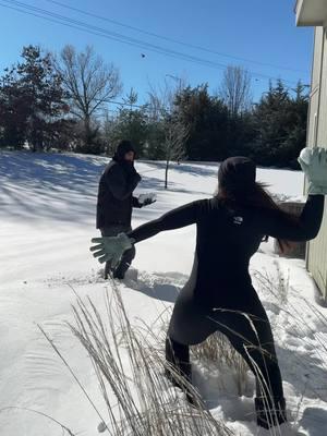 SNOWBALL FIGHT❄️ @Austin Berner #snow #snowballfight #snowball 