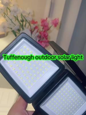 Tuffenough outdoor solar light#tuffenough#usvelectronics#bestsellingsolarlights#worththeprice#TikTokShop#tiktokshopfinds#buynow#fyp#forupage#goviral  