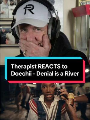 #fy #fyp #doechii #denialisariver #doechiireaction #therapist #reaction #therapistreacts #viral #music #musicreaction 