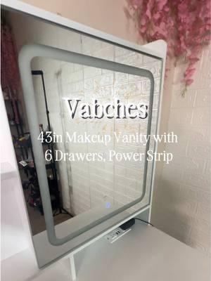 One of my best investments for content creating yet!🙌🏾🎥💗 I highly recommend this vanity to anyone that’s on a budget but still looking to take that extra step to becoming a better content creator. ✨ @Vabches Official @Vabches.US #vabches #vabchesreview #vabchesvanity