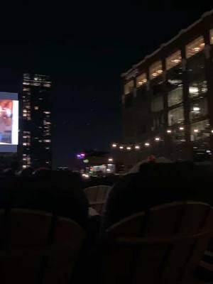 Watching The Proposal on a rooftop was pretty magical! Makes me miss the summer/fall in Chicago !  #chicago #emilyhotel #rooftopcinemaclub #theproposal #romcom #romanticcomedy #ryanreynolds #thingstodoinchicago #summerinchicago @drinkhalfday @The Emily Hotel @Rooftop Cinema Club 