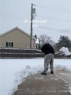 am I this down bad…? yes  #snow #shoveling #snowshovel #bf #downbad #mymans 