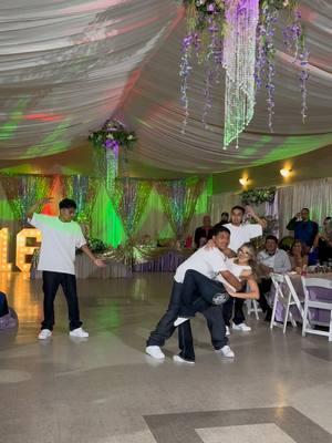 Princess Alexia’s Surprise Dance 🤍🌟 #sweet16 #eventplannerla #choreography #venue #choreo 