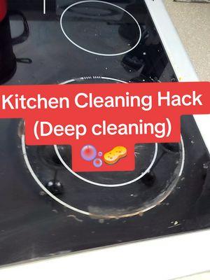 Deep cleaning hack! #simpleyeteffective #KitchenHacks #cleaninghacks #cleaningtiktok #lifetips #LifeHack 