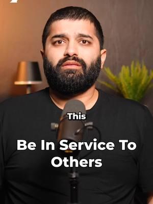 Serve Others... #lifecoach ##muslimlifecoach #islamicreminder #muslimlife #islam #spirtualgrowth #islamic #muslim 