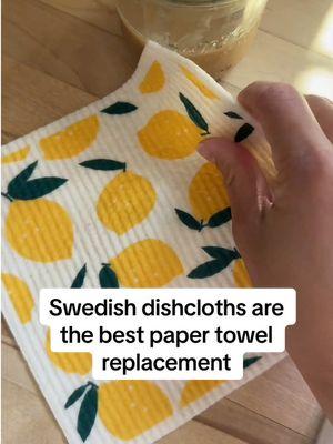 Save your wallet and the planet with these Swedish dish cloths. They’re the perfect replacement for paper towels and are super absorbent! #sustainable #cleaning #nontoxic #zerowaste #ecofriendlyproducts #budgetfriendly 