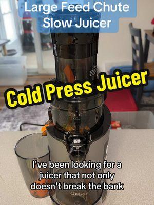 This slowed juicer is going to help me with my New Year’s resolution. Affordable, easy to clean, it doesn’t take up a lot of counter space. Perfect for every household. #hotgt #coldpressjuicer #juicer #tiktokshopfinds #kitchenmusthaves #musthaves 