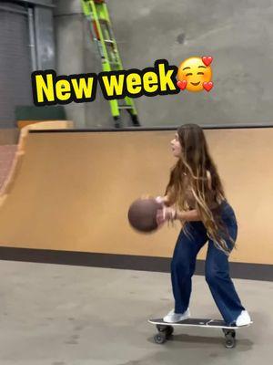 New Week! Means new opportunities, New Blessings and ofc new Adventures 🥰💛 I hope you beautiful people have an EPIC week 💛 Also let’s be friends on IG ➡️myworldaspauline :)  #fyp#instagram#IG#contentcreator#model#skatergirl#girlskater#newweek#blessings#new#amazing#Epic#TonyHawk#life#2025#newyear#blessed#fypシ#viral