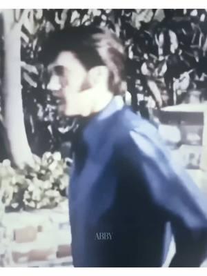 elvis in blue>> #elvis #elvispresley #elvisaaronpresley #elvisaronpresley #fyp #viral #xybzca #foryoupage #elvisfan #graceland #tcb #elvisedit #elvispresleyedit #edits #edit #vsp #videostar #videostarpro #vidoestaredit #videostarproedit 