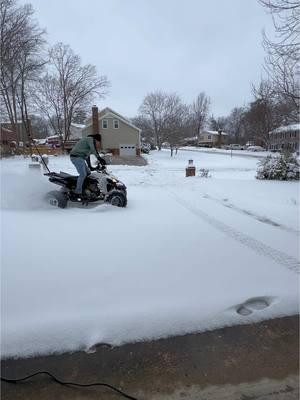 Donuts in the snow! #yamaha #YFZ450R #quad #quadsoftiktok #YFZ450Roftiktok #vortexecu #sunftires #kandnairfilter #nicecnc #powermaddhandguards #iphone13promax