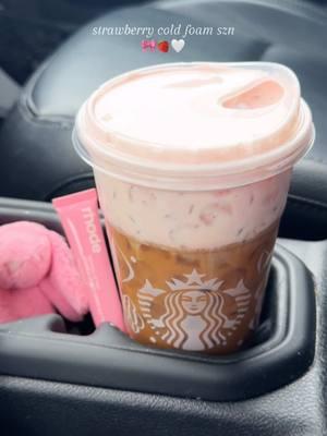 Grande Cold Brew in a Venti Cup (Extra ice), 2 pumps White Mocha, and Strawberry Cold Foam 🍓🤍🎀  #coffee #starbucks #starbucksdrinks #starbucksdrinkorder #strawberrycoldfoam #strawberrylatte 