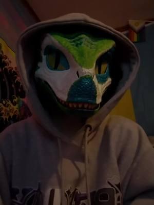 hope you didn't forget about me 😘 #furrypride #dinofurry #wisconsinfurry #fursona #dinomask #dinomaskfurry #furry #furryfandom #raptormask #furrydinomask 