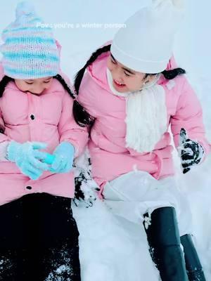 Playing in the snow❄️#CapCut #xh #xuhuong #foryoupage #viral #lyrics #trending #learnontitkok #xuhuongtiktokk #trend #tiktokgiaitri #trend #tiktokgiaitri #chill #nhacmoi #dayton #cold #winter #snow#ohio #daughter 