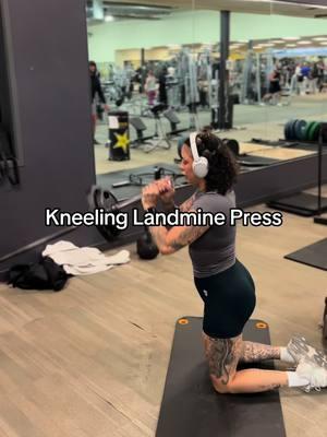 Why you should be doing kneeling landline presses‼️ shorts are from Gym Reaper! Shop by clicking the orange cart🛍️🛒 #workoutvideos #upperbodyworkouts #upperbodyworkoutforwomen #workoutvideosforwomen #workoutforbeginners 