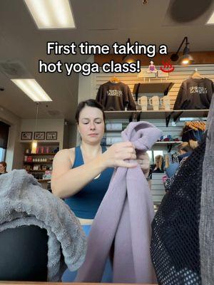 Thank you for the motivation & invite @Candice ✨ 🙏🧘🏻‍♀️♨️  #Vlog #morningvlog #hotyoga #yogastudio #snohomish #yogaflow #mondaymorning @prAna @lululemon @Liquid I.V. 