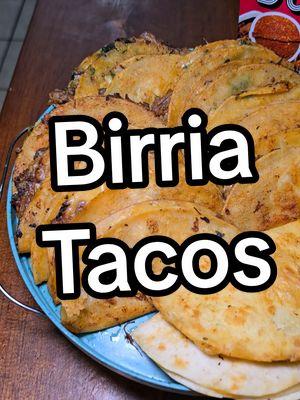 Birria Tacos slap every single time!! 👌 Y'ALL COME EAT!! 💁‍♀️ #Dinner #Cooking #Birria #CookWithMe #DinnerIdeas 