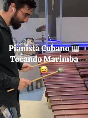 Pianista Cubano 🇨🇺 tocando Marimba en 6/8  Gozando un poco jeje… “Heaven and Earth” by Raul E Blanco #afrocuban #piano #cubano #cubanosporelmundo #cuba #afrocaribbean 