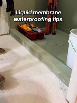 #tileshower #bathroommakeover #tilework #tileinstallation #tileinstaller #bathroom #tiletips #proknee 