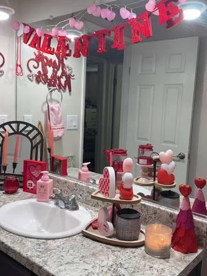 Valentines Bathroom Decor 🩷❤️✨ #valentines #valentineshaul #galentinesparty #galentinesdecor #galentinesday #galentines #valentinesdecor #valentineshomedecor #ValentinesDay #justforfun #iykyk #paratiiiiiiiiiiiiiiiiiiiiiiiiiiiiiii #fypシ #contenido 