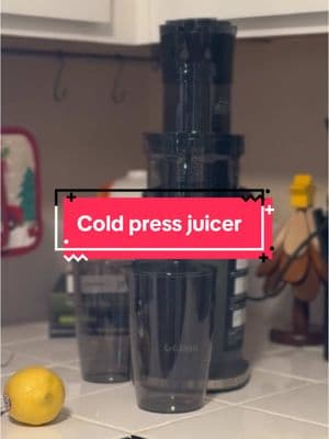 Trying out my new cold press juicer also called a slow juicer. The flavor with this juicer is amazing! 🤤 #newyearnewme2025 #coldpressjuicer #slowjuicer #healthylivingtips #juicecleansedetox #tiktokshopnewyearaura #kitchengadgets 