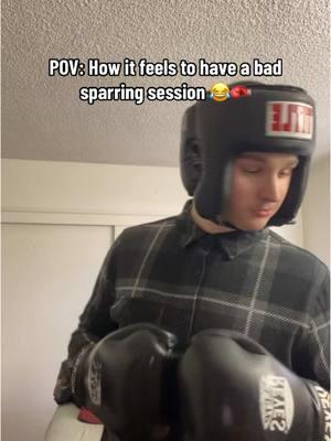 Acting like the world ended 😂🥊 #fyp #xybca #boxing #boxing🥊 #boxinglife #boxingtraining #boxeo #boxingsparring #relatable #funny #funnyvideo #funnyvideos #martialarts #sparring #mma #UFC #masonthaboxer #explore 