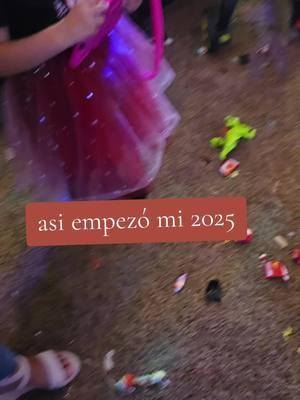 #2025 #felizañonuevo #feliz #viral #actitud100pre #fiesta 