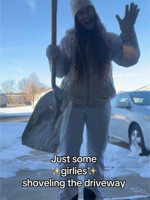 We are the 🧍🏾‍♂️ of the 🏠 #fyp #foryou #kansas #snow #kansassnow #shoveling #cold 