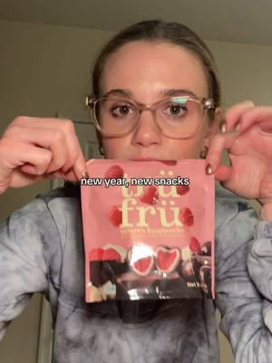 it’s healthy snack time #easysnacks #goodsnacks #SnackTime #snacking #easysnackideas #easysnackidea #FoodTok #FoodTok #snacktok #snacktok #newyear #healthydessert #trufru @Trü Frü 