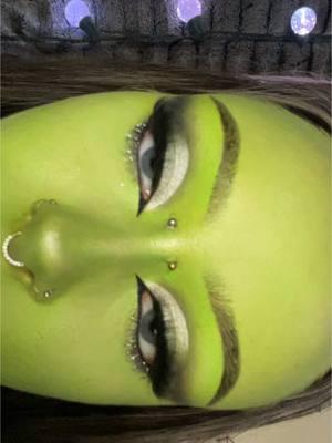 Late to the trend, but now I want green skin🟩 #makeup #transformation #makeuptransformation #repostthistiktok #makeuptok #repost #BeautyTok #fy #repostthis #foryou #foryoupage #mua #fyp #selftaughtartist #selftaught #4u #selftaughtmua #foru #forupage #xyzbca #xyzcba #4upage #4yp #4youpage #foryoupage #fypシ #fypシ゚viral 