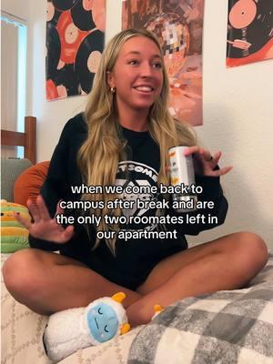 count your days @Grand Canyon U. #gcu #fyp #roomates #roomatestruggles #blonde #grandcanyonuniversity #lopesup #privatechristianaffordable #funnyvideo #winterbreak #semesteratsea @Analicia.Swanson we miss u