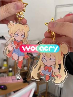 Mis dibujos en llaveros AaaAaah! Los mande a hacer en la pagina de @WooacryOfficial  #artist #art #digitalartist #keychain #wooacry #sticker #stickershop #transboy🏳️‍⚧️ 