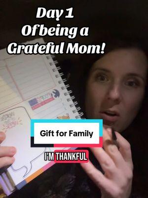 #creatorsearchinsights a gift for family this year is to be a mom who practices gratitude daily because it makes a difference #dailygratitude #momlifestyle #giftformom #familygift #happymom 