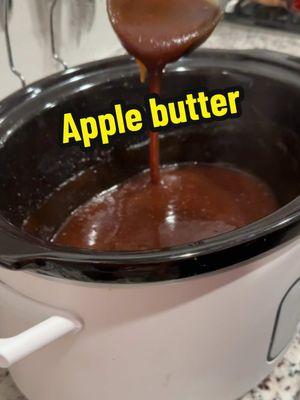 Apple butter #homemade #apples #applebutter #fypシ #fyp #viralvideo #viraltiktok #Recipe #applebutterrecipe #oldfashioned #foodtiktok #butter #homemadefood 