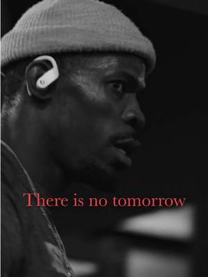 There is no tomorrow. #fitnesscontent #gymmotivation #cinematography 