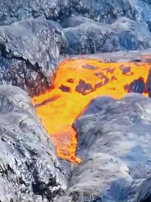 #lava #volcano #volcanoeruption #viral_video @HiMadeMukbang @Object 