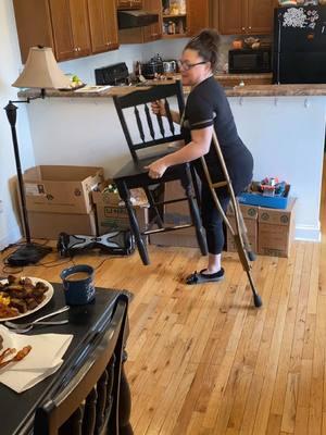 Not all amputees need prosthetics ❤️#crutches #amputeegirl #lauralea #hotcoffee #nohands 