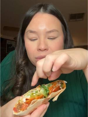 easy, quick, affordable - do it #crunchwrap #mukbang #tacobellathome #asmr #eatwithme #eatingshow #eatingsounds #Foodie #foodtiktok #tacobelltiktok 