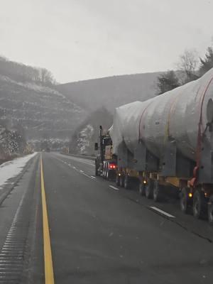 @Mccarty1022 @D3levan  heat exchanger working across Pa to KY #rlepilotservices #x50pilotcarservices #pacevo #money #16axle #pilotcar #heavyhaul #faymonville #kenworthw900 #buckinghamheavytransport #snow #X-5-0.com 