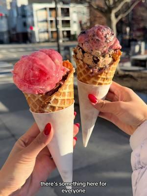 Winter seasonal flavors at our fav @New City 🍦#foryou #fyp #boston #bostonfoodies #bostonsmallbusiness #icecream #bostonreccomendations #bostontiktok #bostonfood #cambridge 