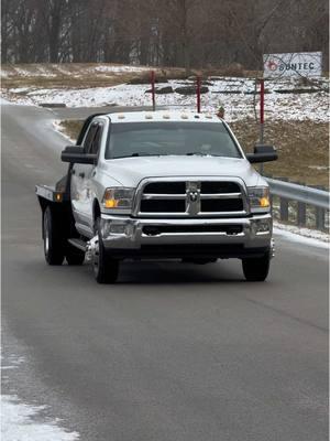 For Sale! G56 Manual, 2013 Ram 3500, SLT 4x4, 111k Miles, Single Disc Clutch, CM Flatbed, New Tires, $35,900. Call or Text 270-308-5090 for more info! #ramtrucks #manual #dieseltrucks #4thgen #dually #diesel 