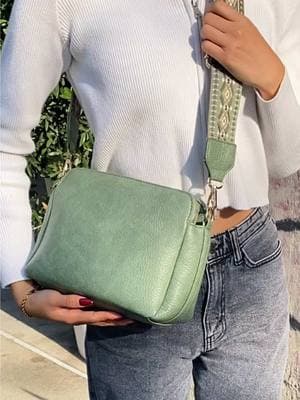 Obsessed with this moss color!💚✨ #newyear #happynewyear #gift #crossbodybag  #tiktokshopfinds #shopping #giftideas #spotlightfinds #winterfashion #giftguide #holidayhaul #sugubag 