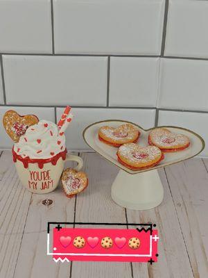 #youremyjammug #linzertartminimug #linzertartcookies  #fakelinzertartcookies #fauxlinzertart  #fakecookies #fakefood #foodprops #fakebakes #tieredtraydecor   #Valentinesdaydecor #valentinesdaytieredtray 