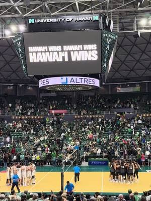 ✨ HAWAII VOLLEYBALL GAMES ✨  Since I was little my parents used to take me to both the men’s and women’s volleyball games at the Stan and I love it! 🤩  The game, food, music, and the energy of everyone is amazing! Also note this was a Sunday night game, so it wasn’t as packed and high energy as peak games but it even that is still so fun! You can always feel the community and support in there! 💚 Also if you’re thinking of buying tickets, I saw they’re doing Serve and Save Wednesdays with $5 upper level baseline tickets and discounts food and drink deals! ✨ Follow @eatsbyren for more <3  #hawaiivolleyball #hawaii #volleyball #volleyballgame 