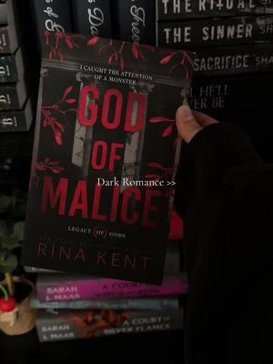 S/o to my hubby for this beautiful edition.🖤💋📕 #rinakent #darkromancereads #BookTok #books #deluxeedition #reading #readinglist #tbr #gom #godofmalice #godofmalicebook #darkromancereader #villian #villians #libros #librostiktok #leer #fyp #fypシ #forgoupage 