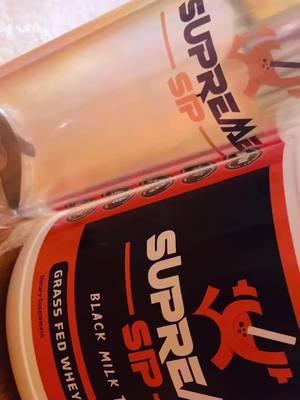 #ad #sponsored . . . @supremesipstore has your protein needs covered with their whey protein. Its a perfect health choice. It has a rich texture and amazing taste. Its healthy and helps for work outs too. It comes with a handy tumbler too. . . Get yours at supremesipstore.com . . . PR/Gifted. . . X O . . #ellasolves #ellaafterdark #socialcat #supremesip #unboxings 