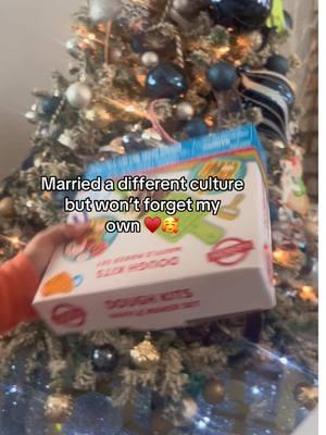 Because I want my kids to keep these traditions🤗🥰 I won’t follow certain trends like getting rid of my tree the day after Christmas 💁🏽‍♀️#fyp #foryoupage #christmas #reyesmagos #mexicantraditions #mexicantiktok #biracialcouple #viralvideo #couple #couplegoals #laroscadereyes #kidsoftiktok #solsfam🤎 