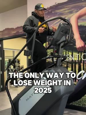 When it comes to weight loss, many of us get caught up in the gym sessions and endless cardio. While those are important, the real game-changer is focusing on nutrition and building healthy habits that lead to a sustainable lifestyle. It’s not just about short-term results—it’s about creating a foundation for long-term success. Consistency in your daily habits, both with food and mindset, is what truly transforms your journey. #weightlossjourney #weightloss #lifestylechange #weightlosstransformation 