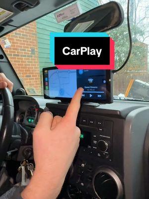 Super clutch for road trips 🔥😮‍💨  #carplay #carplaywireless #roadtrips #caraccessories #carmount #cardirections #carplaysystems #tiktokshopfinds 