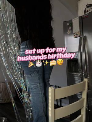 (Late on posting his bday was few days ago lol)setting up for my husbands birthday thanks to my friend for helping me 😭😭♥️ @🦋•J•🦋 #gmcmuneca #birthdaysetup #birthdaydecor #husbandsbirthday #cumpleanosesposo #birthdaysurprise #latinacontentcreator #latinacreatorsforyou #creatorsearchinsights 