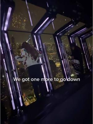 Not the Michael Jackson adlib 🤣 #360chicago #tilt #tiltchicago #nope #scary #heights #travel #bucketlist #chicagoland #thingstodoinchicago #onthisday 